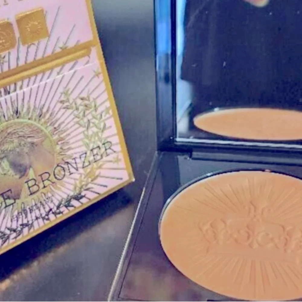 Beautiful pat McGrath bronzer divine